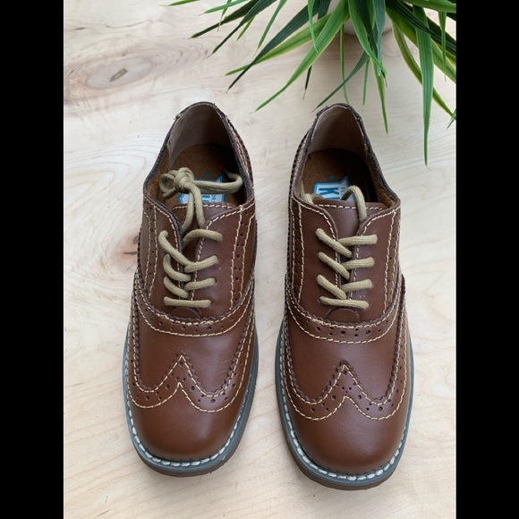 Florsheim boys brown dress shoes 👞 - Picture 3 of 9